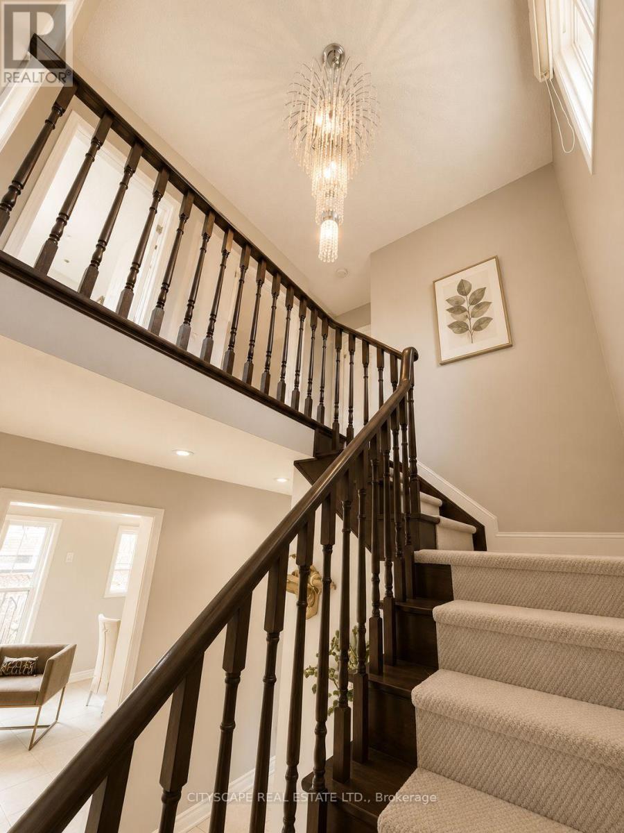 4233 Radisson Crescent, Mississauga, Ontario  L5M 4M1 - Photo 16 - W13093332