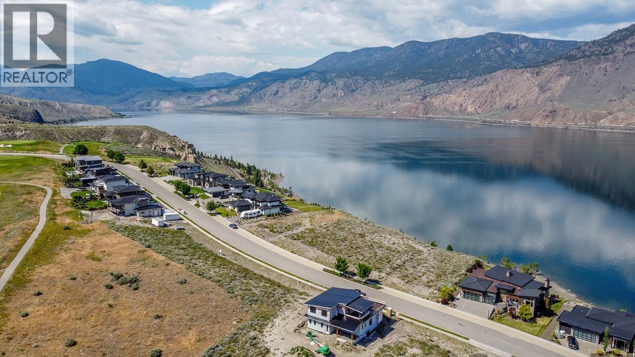 281 HOLLOWAY Drive Kamloops Photo 8