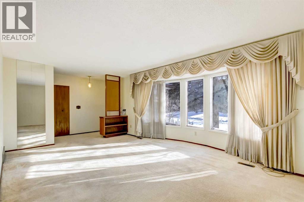4620 31 Avenue NE, Calgary, Alberta  T1Y 1G9 - Photo 5 - A2288481