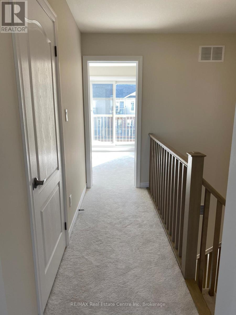 254 Law Drive, Guelph, Ontario  N1E 0P6 - Photo 15 - X13107270