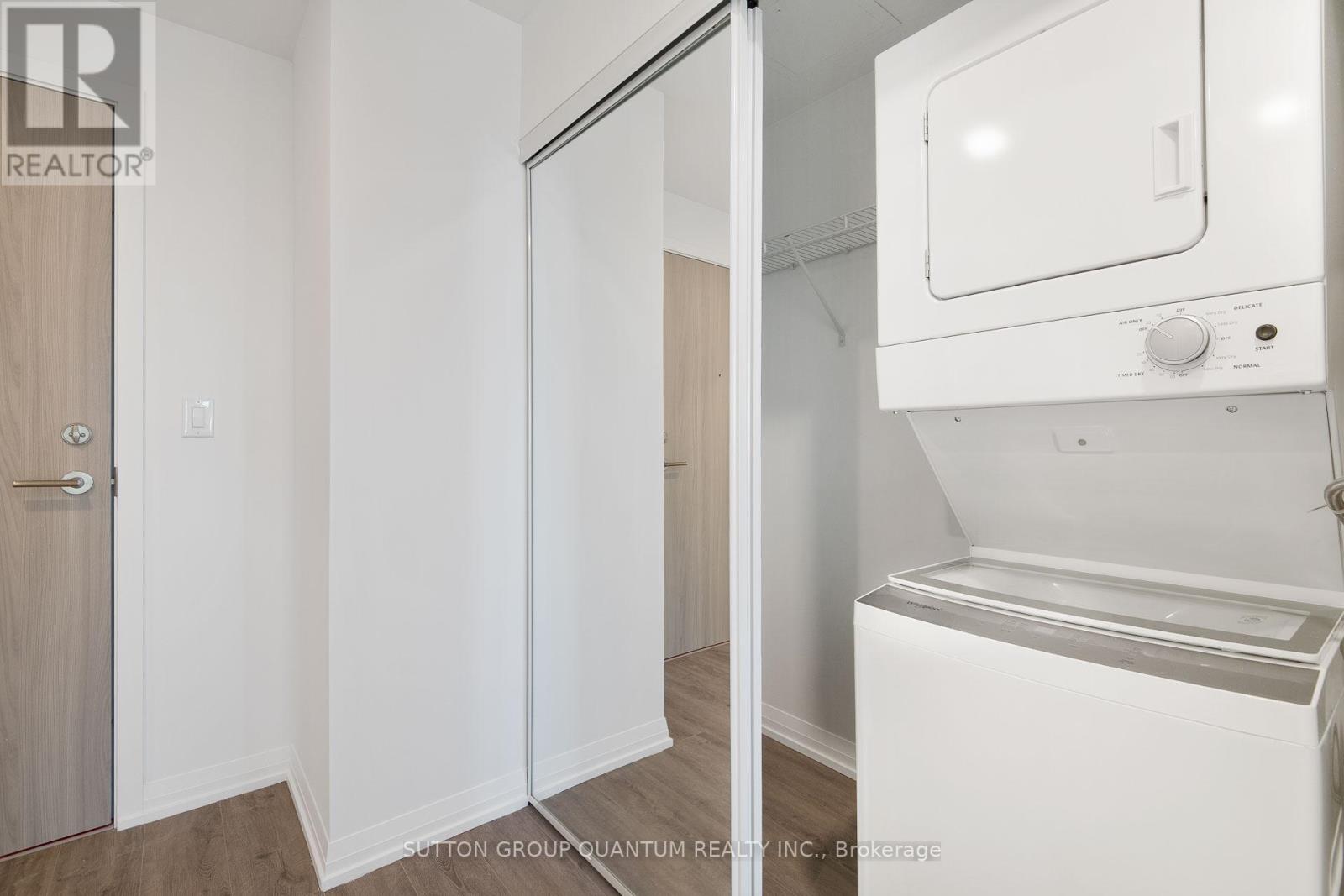 2616 - 75 Canterbury Place, Toronto, Ontario  M2N 0L2 - Photo 7 - C13107248