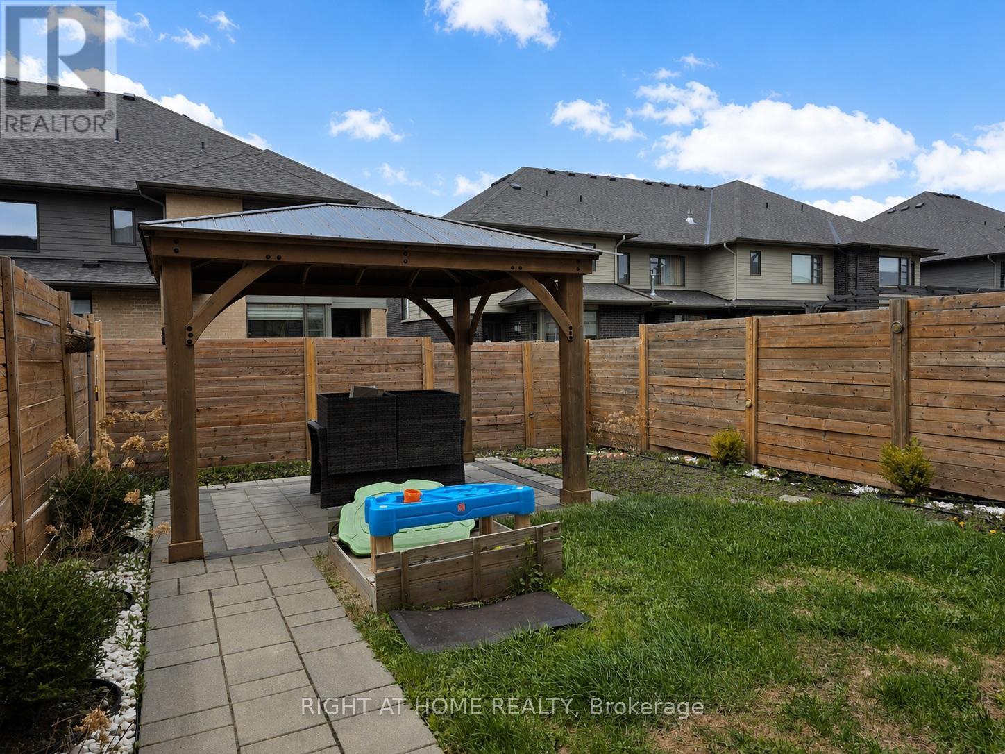 616 Rowers Way, Ottawa, Ontario  K1X 0C5 - Photo 15 - X13107262