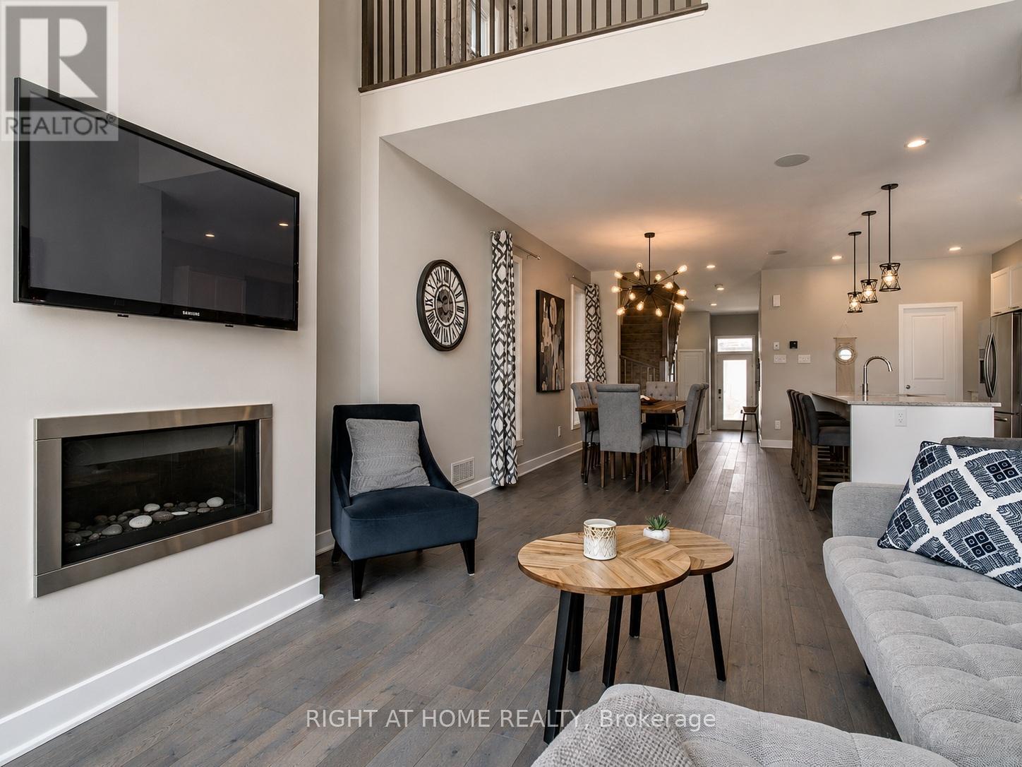 616 Rowers Way, Ottawa, Ontario  K1X 0C5 - Photo 2 - X13107262