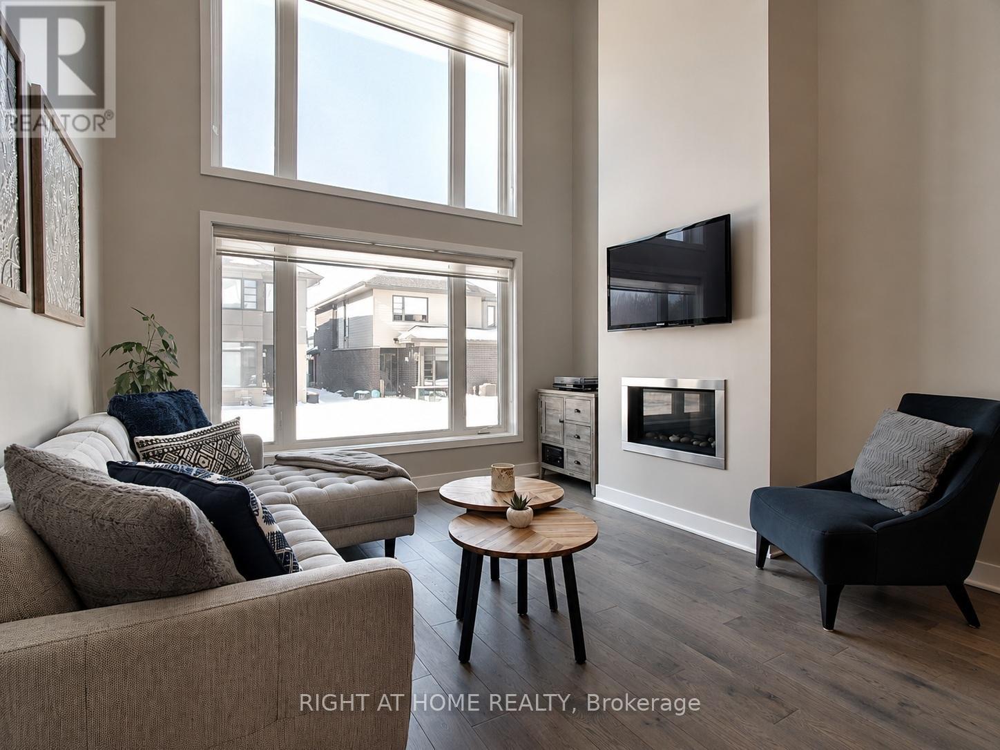 616 Rowers Way, Ottawa, Ontario  K1X 0C5 - Photo 3 - X13107262