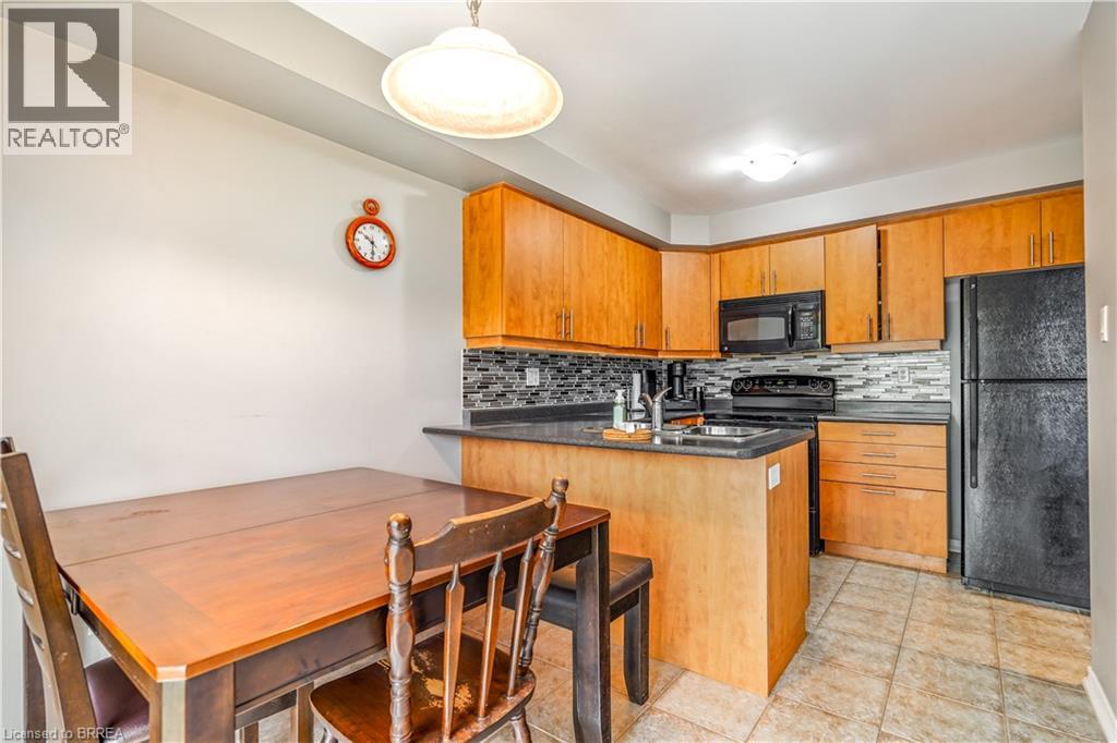 220 Blackburn Drive Unit# 26, Brantford, Ontario  N3T 0C6 - Photo 13 - 40827200
