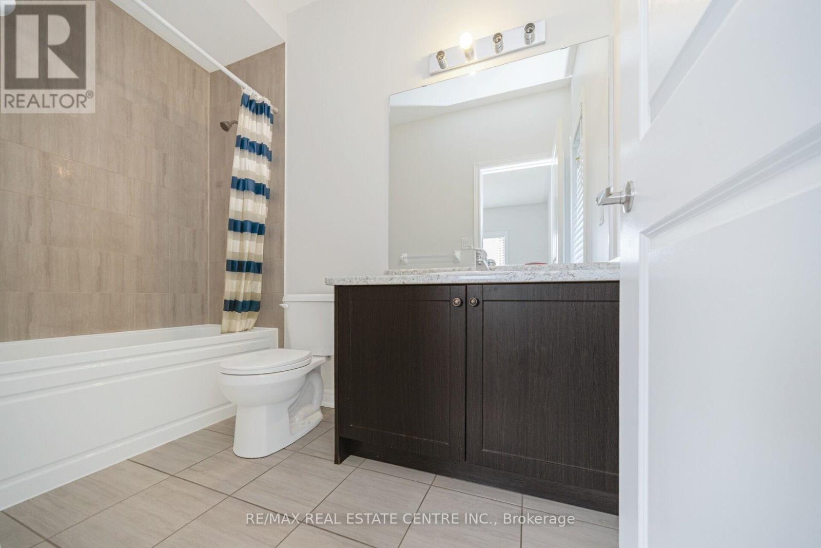 26 Fruitvale Circle, Brampton, Ontario  L7A 5B8 - Photo 29 - W13107264