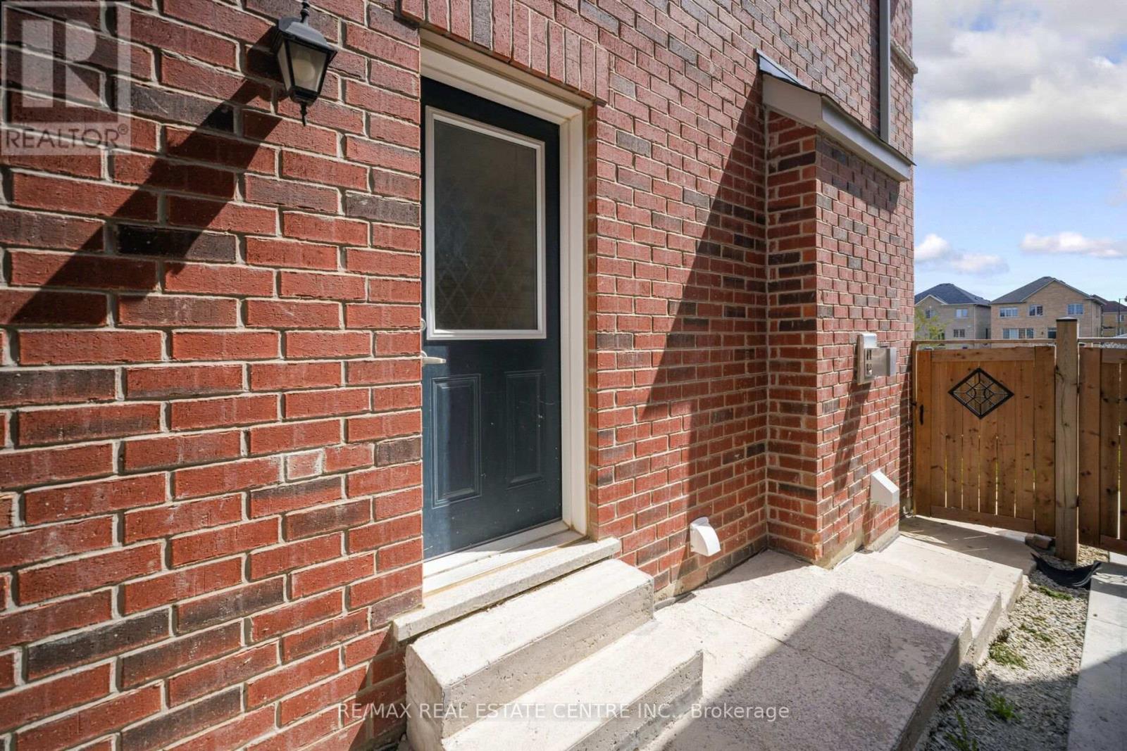 26 Fruitvale Circle, Brampton, Ontario  L7A 5B8 - Photo 43 - W13107264