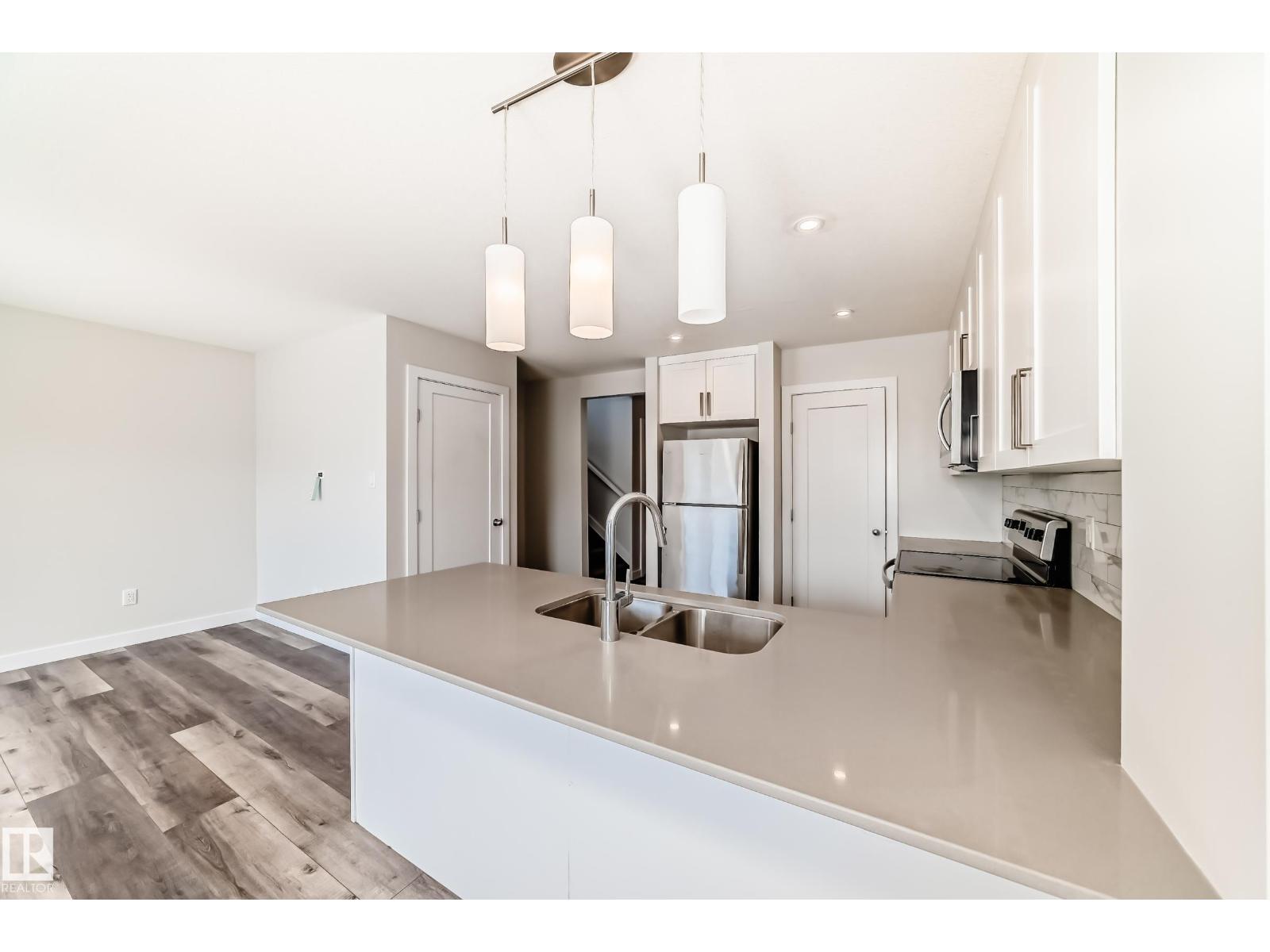 55 Ebbers Cl Nw, Edmonton, Alberta  T5Y 3Y4 - Photo 7 - E4486831