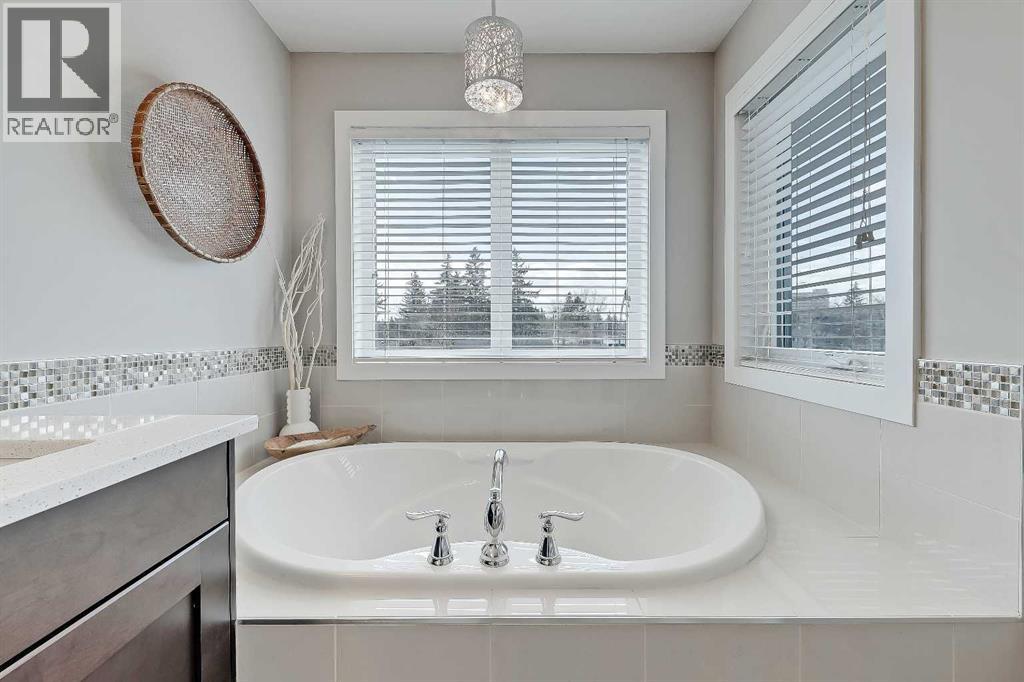 3233 Cochrane Road NW, Calgary, Alberta  T2M 4J4 - Photo 25 - A2308706