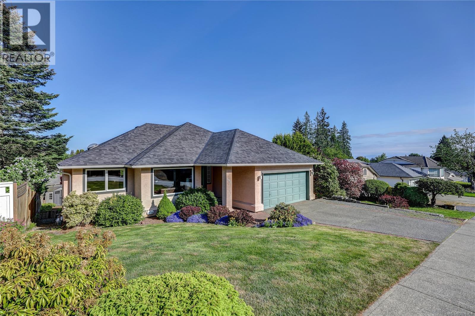 5811 Tweedsmuir Cres, Nanaimo, British Columbia