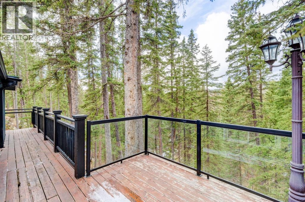 84 Burney, Bragg Creek, Alberta  T0L 0C5 - Photo 37 - A2309483