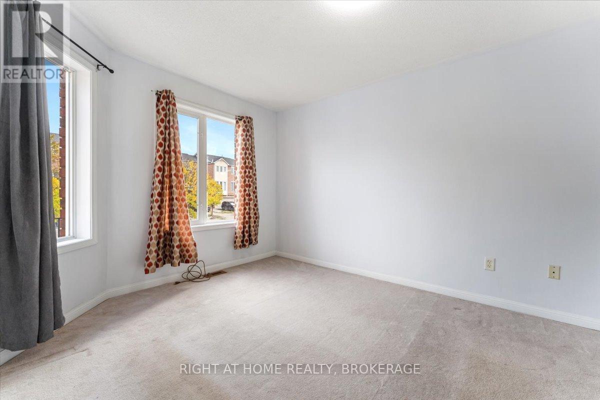 33 Atwood Avenue, Halton Hills, Ontario  L7G 5Z9 - Photo 17 - W12907464