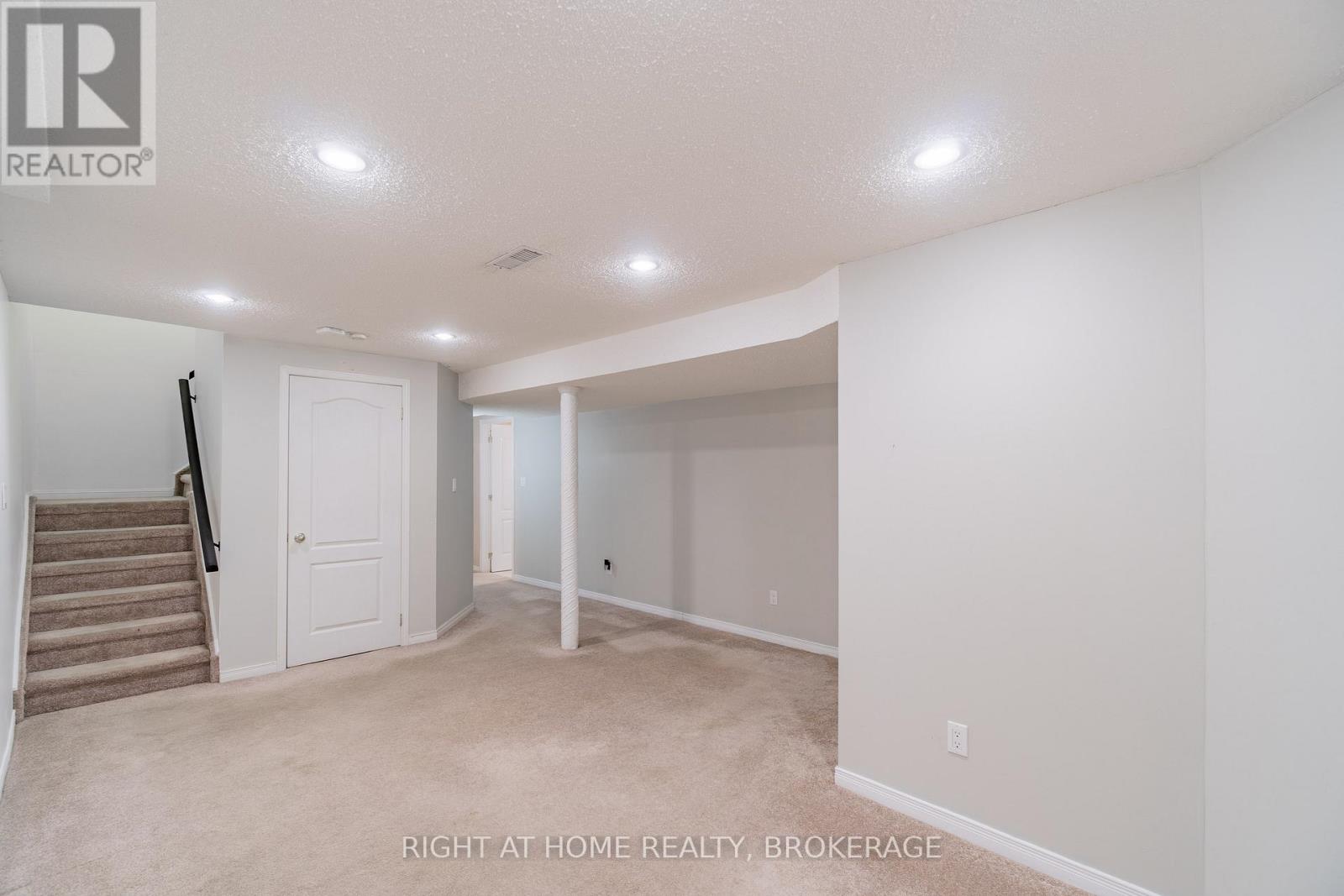 33 Atwood Avenue, Halton Hills, Ontario  L7G 5Z9 - Photo 20 - W12907464