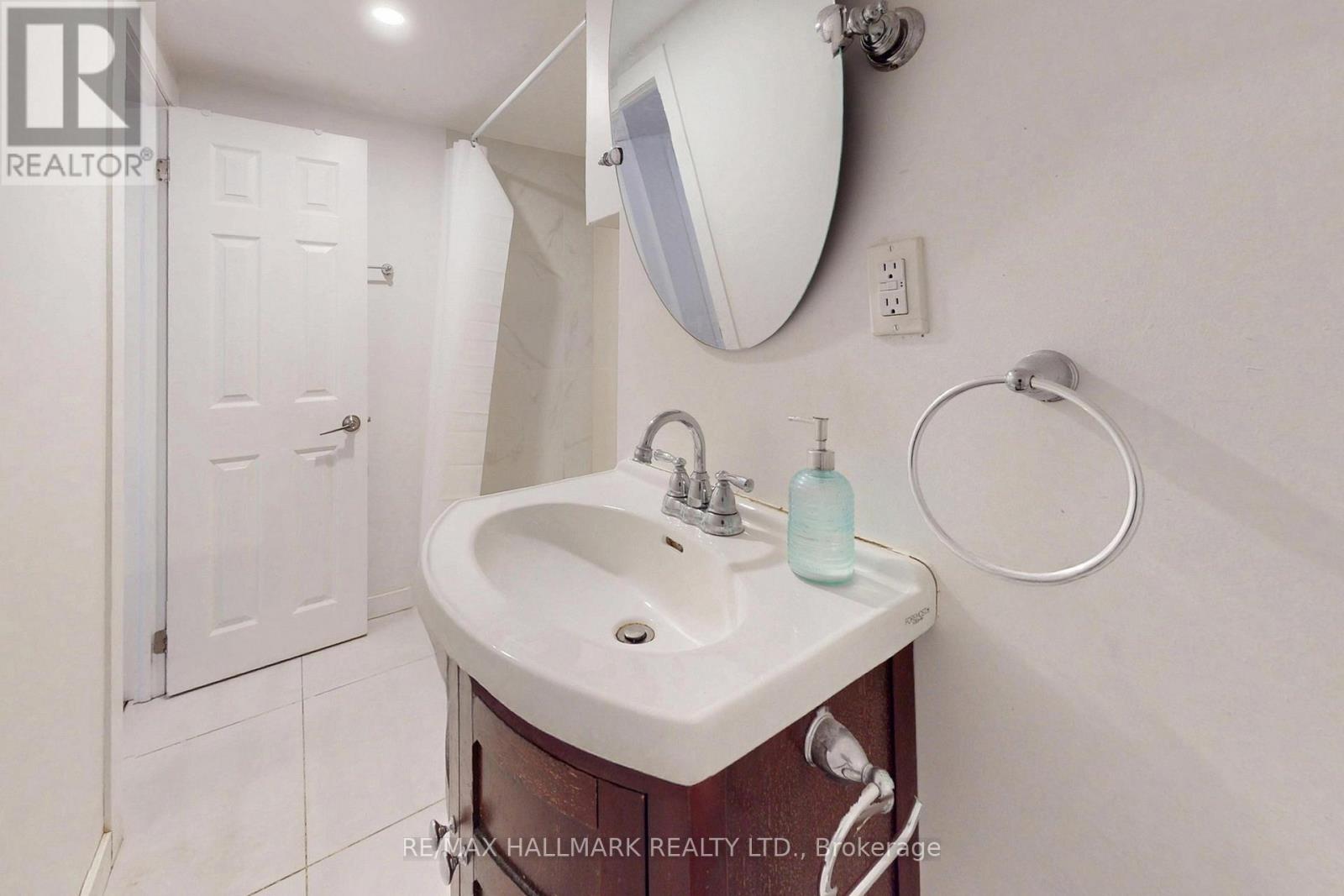 96 Searle Avenue, Toronto, Ontario  M3H 4A7 - Photo 33 - C13105348