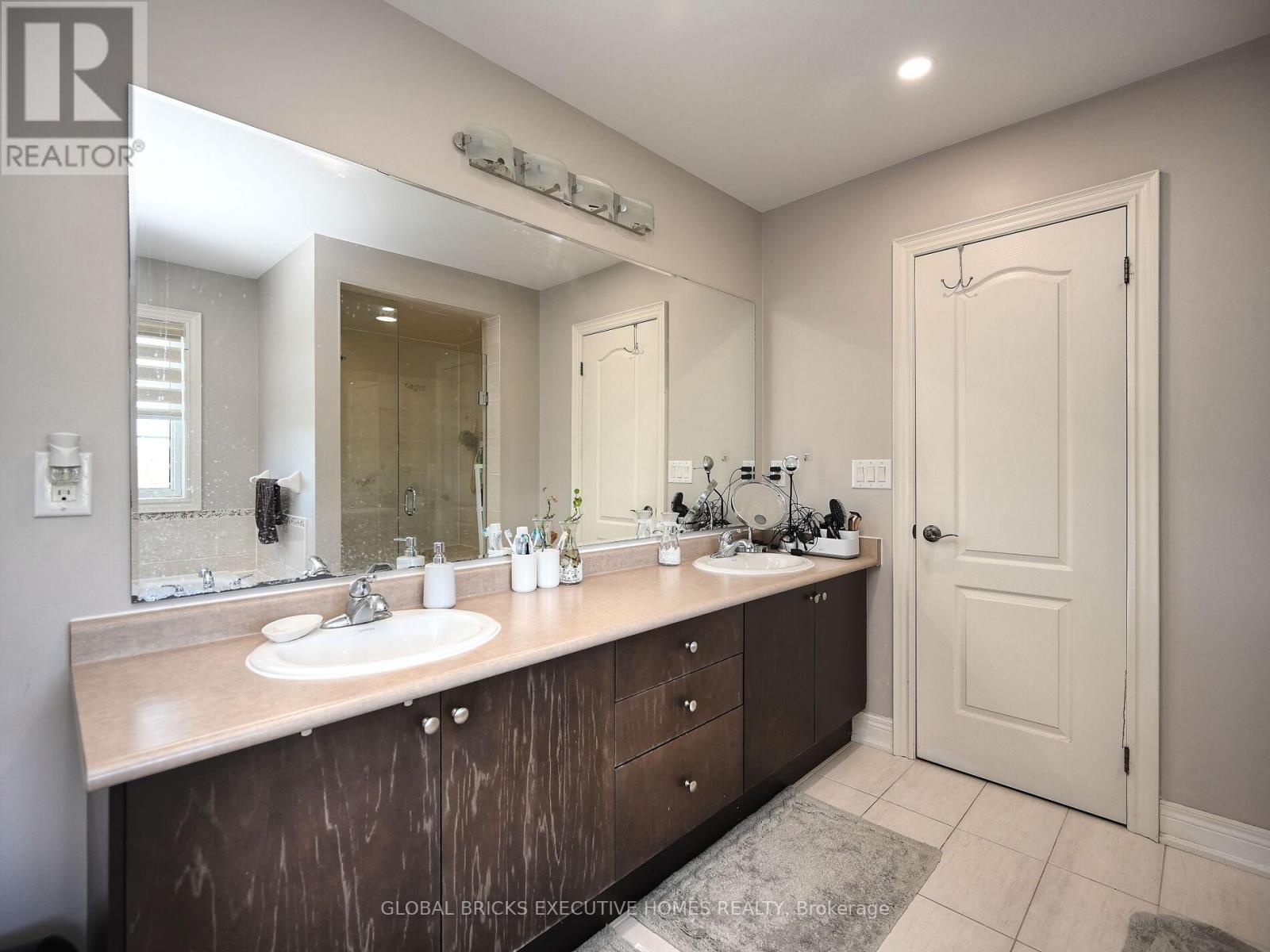 55 Apple Valley Way E, Brampton, Ontario  L5P 3R5 - Photo 36 - W13107266