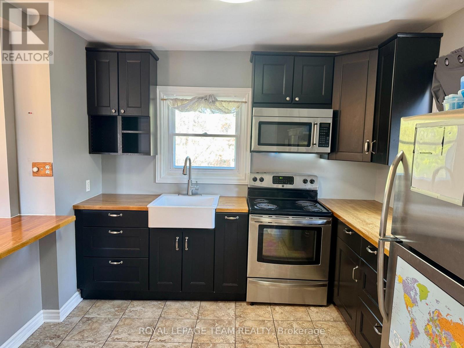 1297 Kitchener Avenue, Ottawa, Ontario  K1V 6W3 - Photo 6 - X12884304