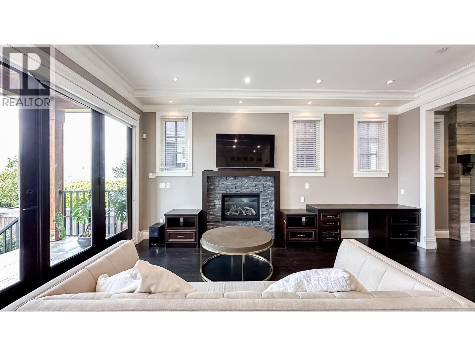 3941 W 11th Avenue, Vancouver, British Columbia  V6R 2L1 - Photo 11 - R3117104