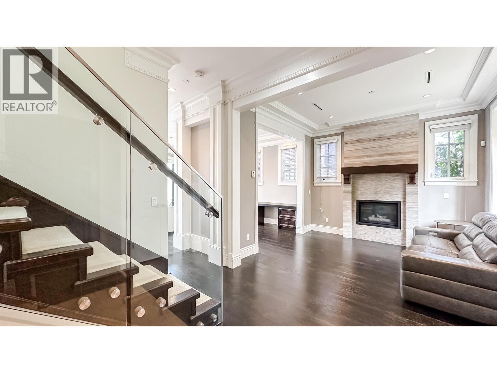 3941 W 11th Avenue, Vancouver, British Columbia  V6R 2L1 - Photo 6 - R3117104