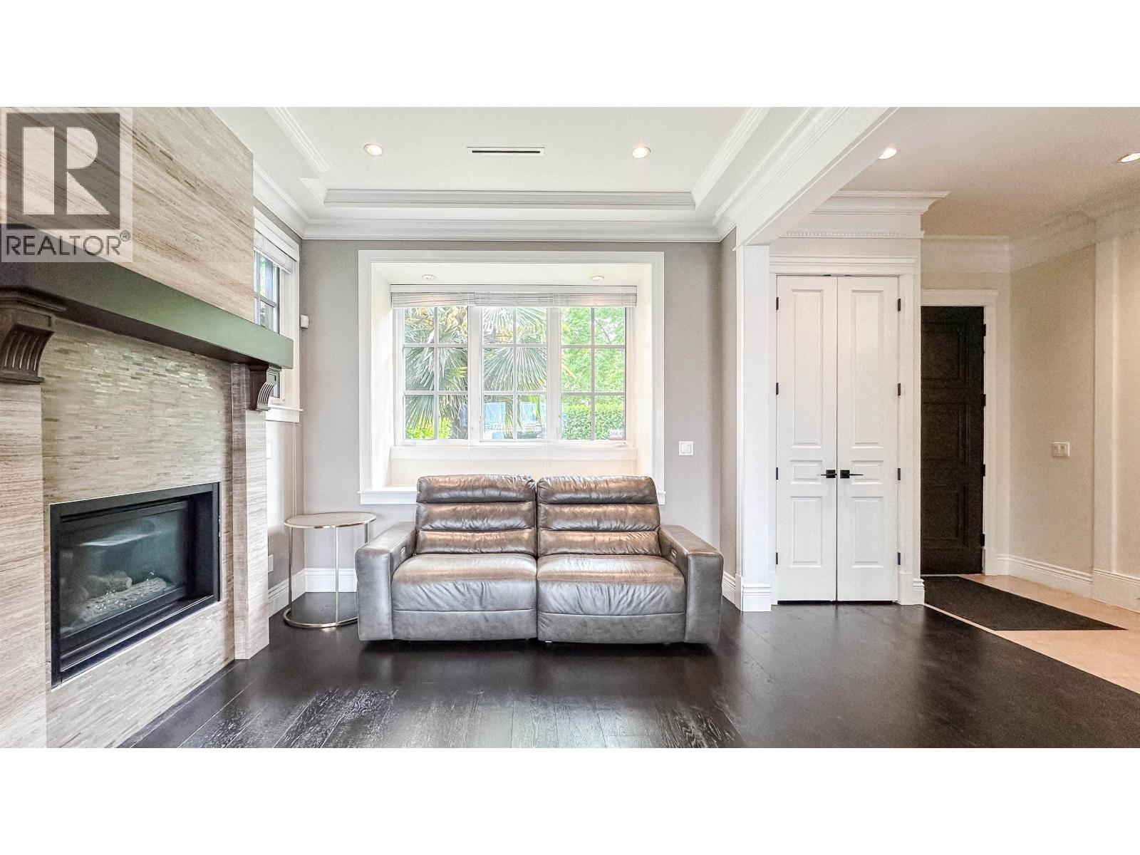 3941 W 11th Avenue, Vancouver, British Columbia  V6R 2L1 - Photo 5 - R3117104