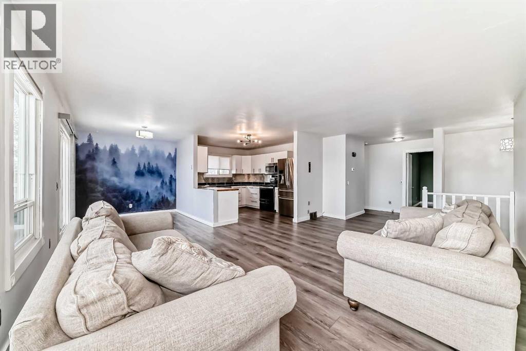 6824 Temple Drive Ne, Calgary, Alberta  T1Y 4X8 - Photo 17 - A2309613
