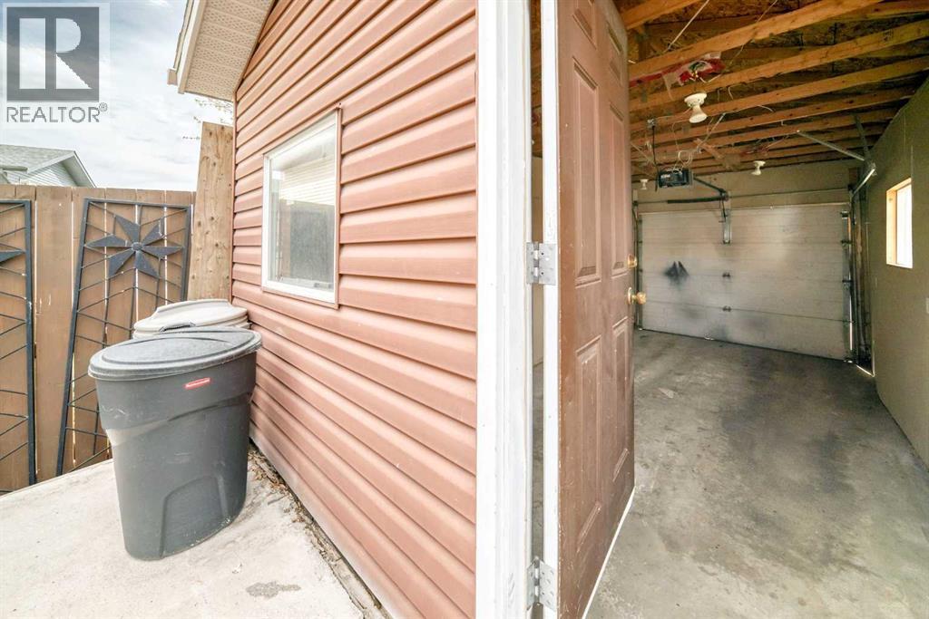 6824 Temple Drive Ne, Calgary, Alberta  T1Y 4X8 - Photo 43 - A2309613