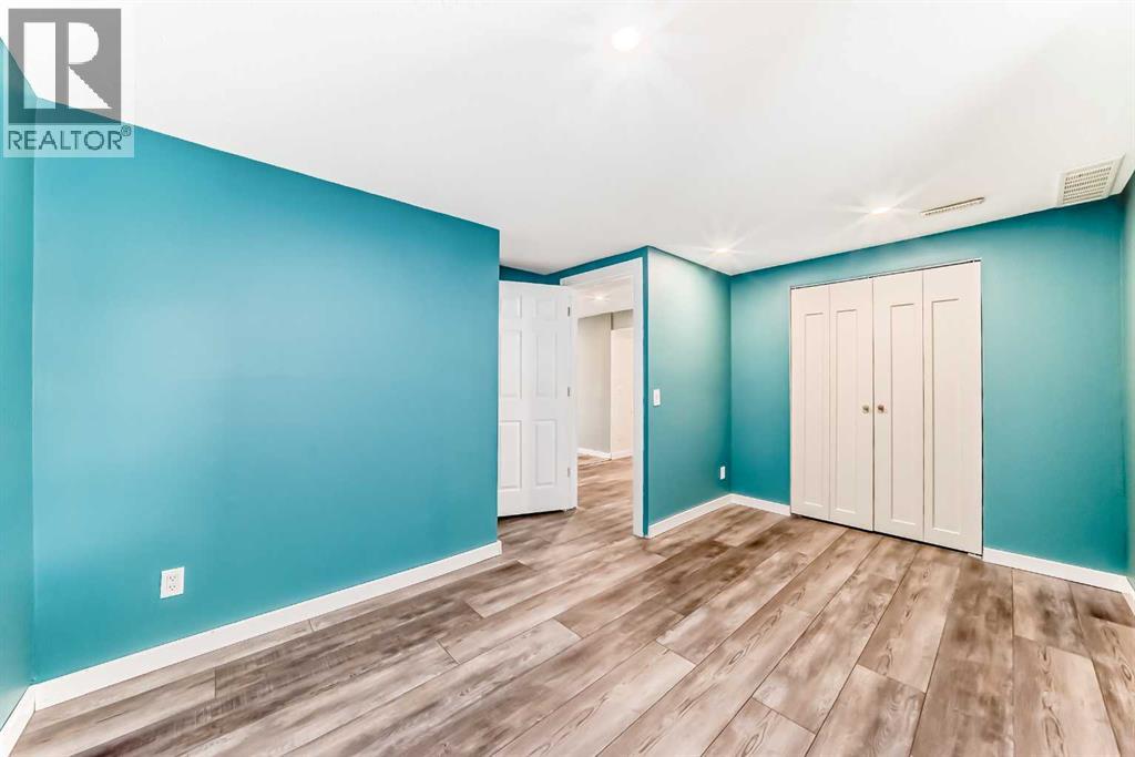 6824 Temple Drive Ne, Calgary, Alberta  T1Y 4X8 - Photo 32 - A2309613