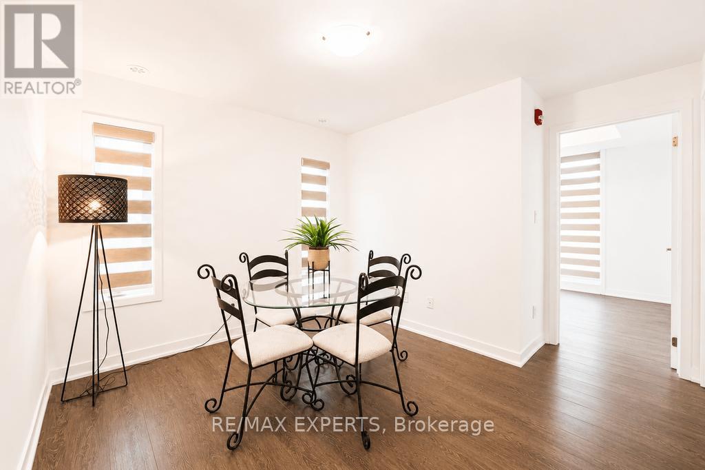 7 - 8 Marquette Avenue, Toronto, Ontario  M6A 0E1 - Photo 21 - C13107344