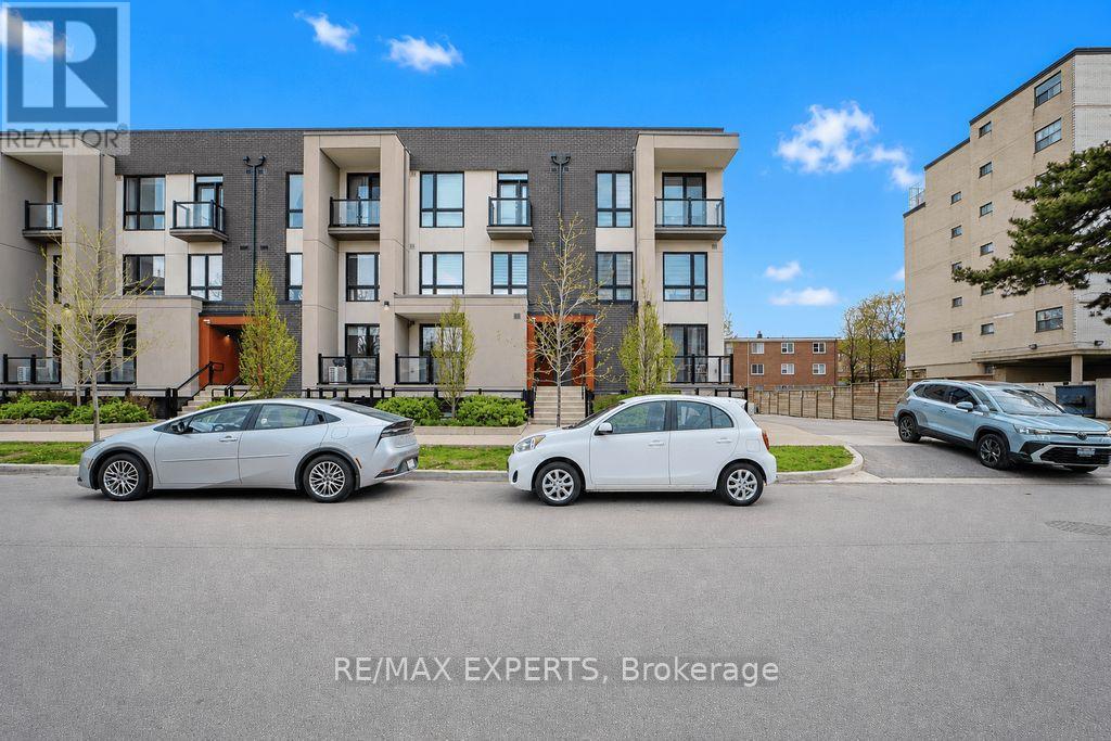 7 - 8 Marquette Avenue, Toronto, Ontario  M6A 0E1 - Photo 27 - C13107344