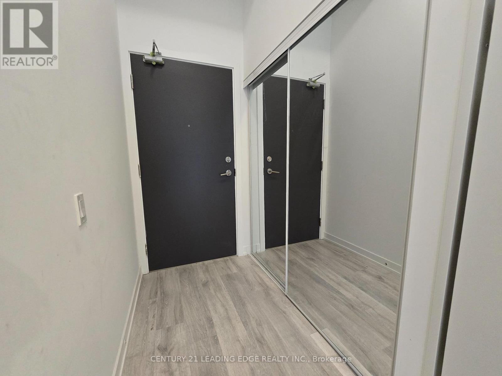N908 - 7 Golden Lion Heights, Toronto, Ontario  M2M 0C1 - Photo 10 - C13107348