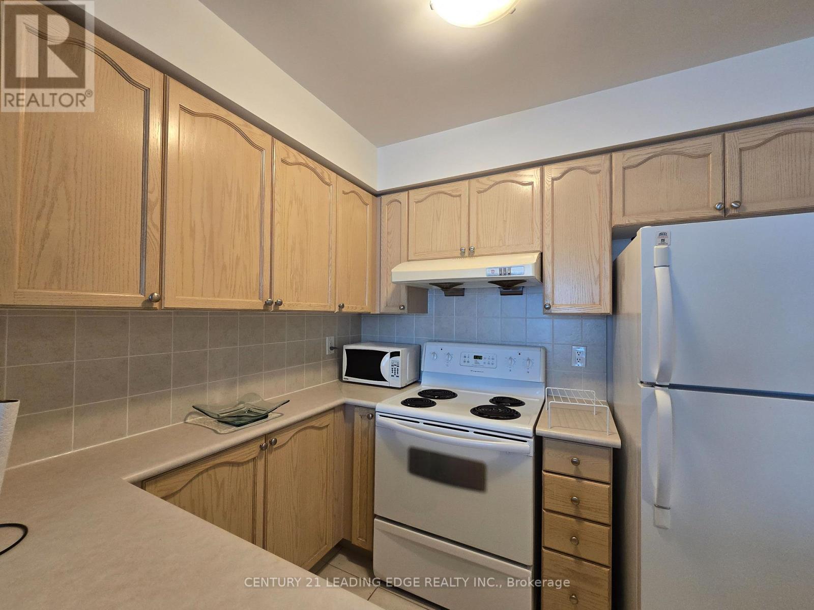 603 - 60 Brian Harrison Way, Toronto, Ontario  M1P 5J5 - Photo 6 - E13107340