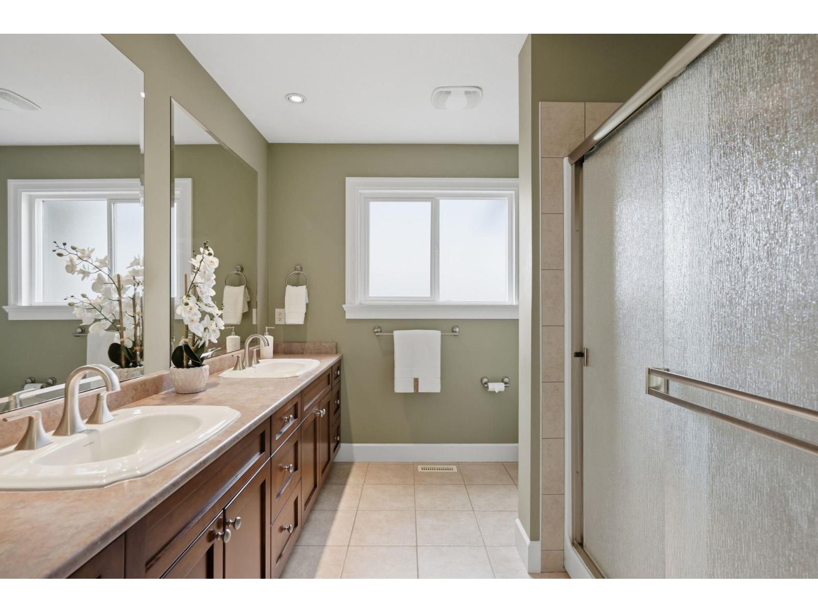 5120 214 Street, Langley, British Columbia  V3A 5B7 - Photo 29 - R3120982