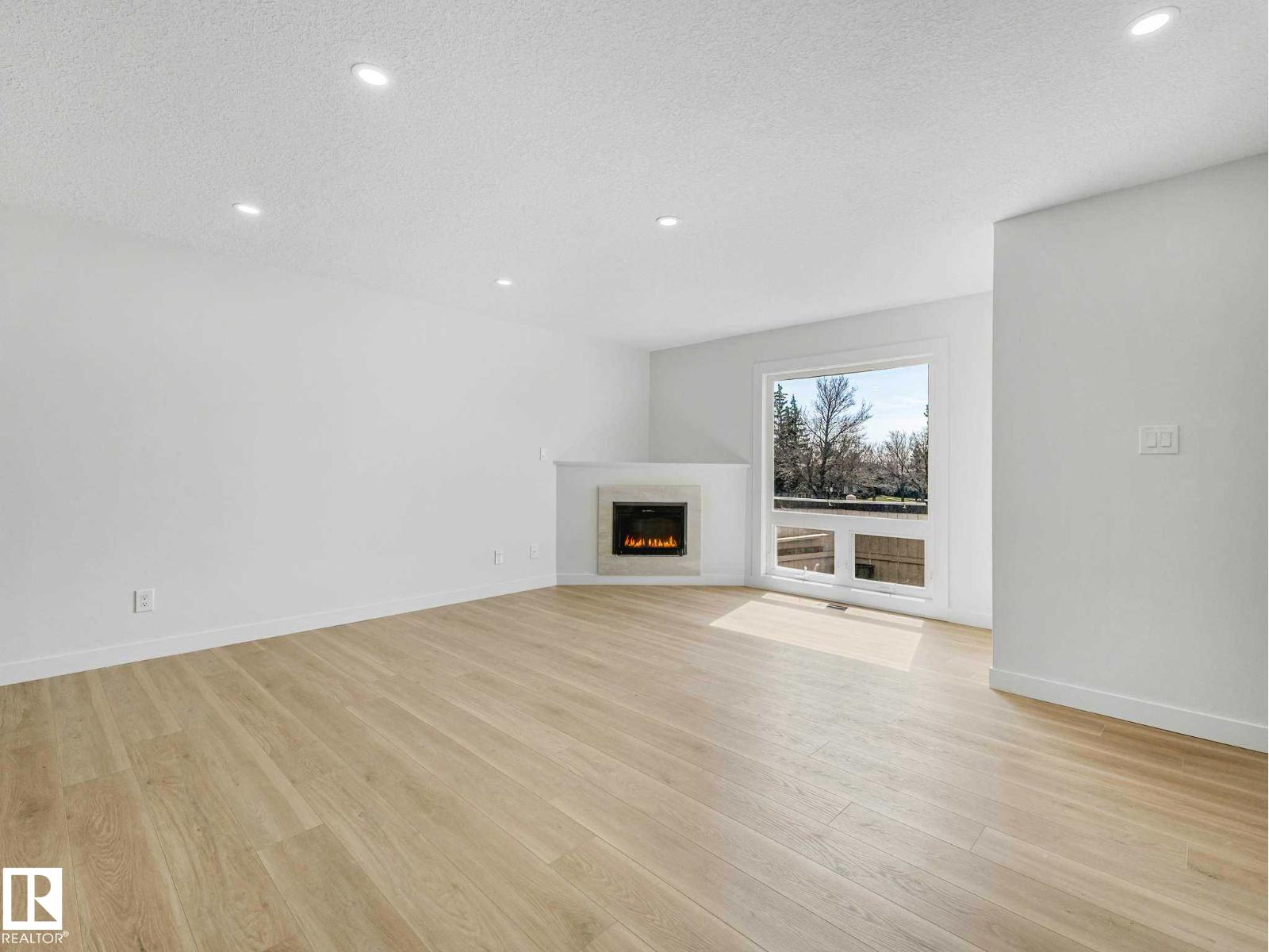 125 Marlborough Pl Nw, Edmonton, Alberta  T5T 1Y6 - Photo 4 - E4486833