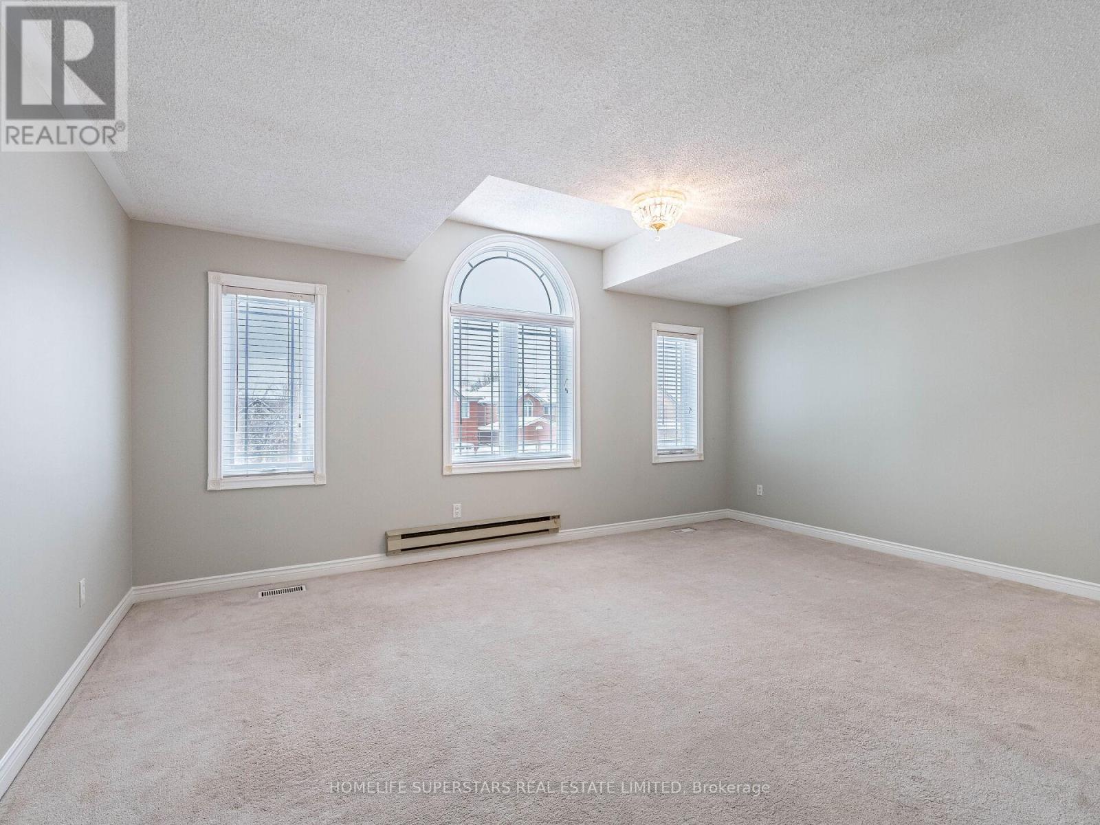 54 Hollybush Street, Brampton, Ontario  L6R 1A6 - Photo 33 - W13107358