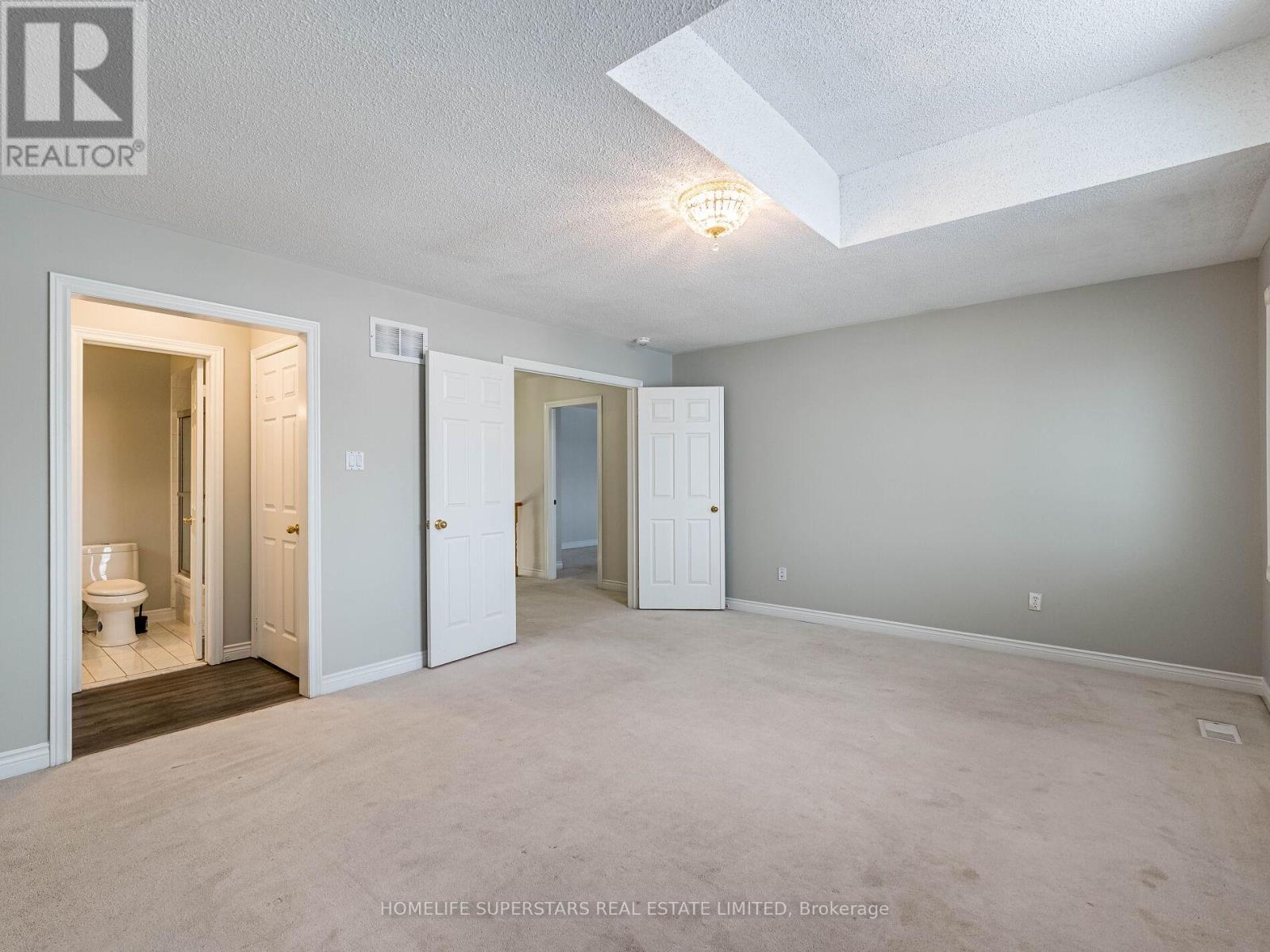 54 Hollybush Street, Brampton, Ontario  L6R 1A6 - Photo 34 - W13107358
