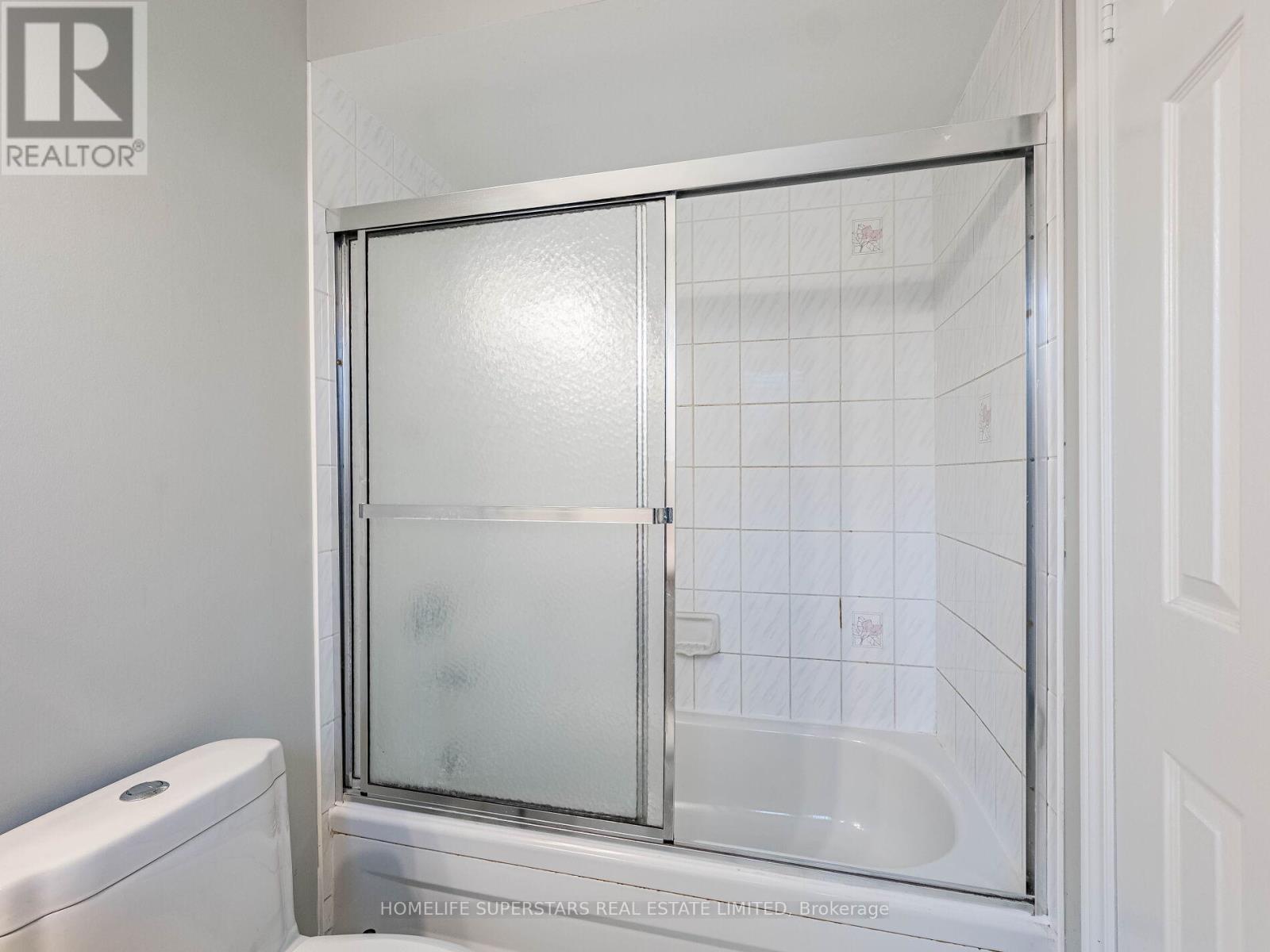 54 Hollybush Street, Brampton, Ontario  L6R 1A6 - Photo 36 - W13107358