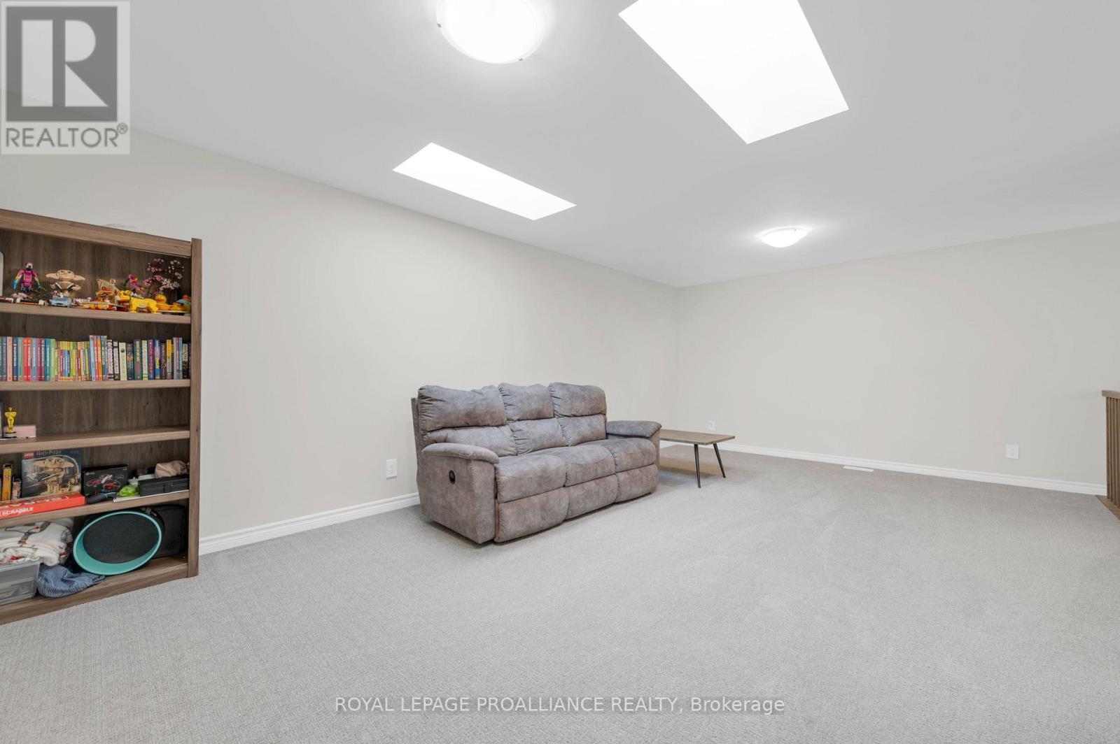 84 Athabaska Drive, Belleville, Ontario  K8N 0T2 - Photo 25 - X12766072