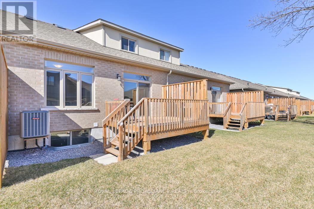84 Athabaska Drive, Belleville, Ontario  K8N 0T2 - Photo 34 - X12766072