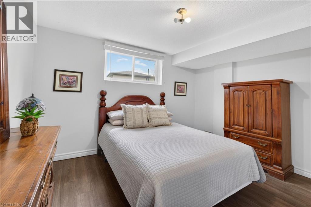 2471 Malcolm Crescent, Burlington, Ontario  L7P 3Y7 - Photo 30 - 40828814