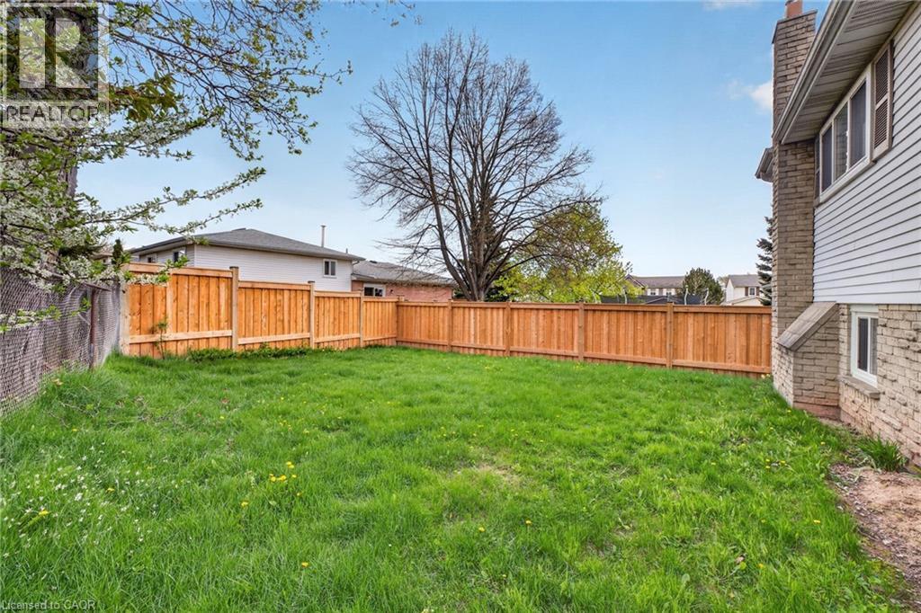 2471 Malcolm Crescent, Burlington, Ontario  L7P 3Y7 - Photo 38 - 40828814