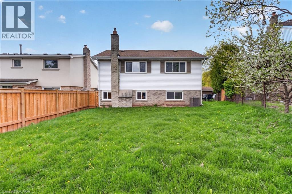 2471 Malcolm Crescent, Burlington, Ontario  L7P 3Y7 - Photo 39 - 40828814