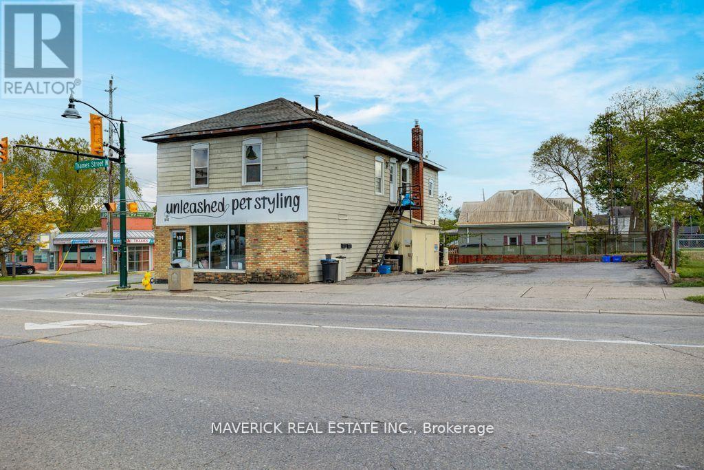 101 Thames Street N, Ingersoll, Ontario  N5C 3C9 - Photo 2 - X13107394