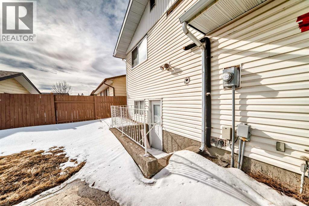 532 Rundleridge Drive NE, Calgary, Alberta  T1Y 2K7 - Photo 45 - A2289885