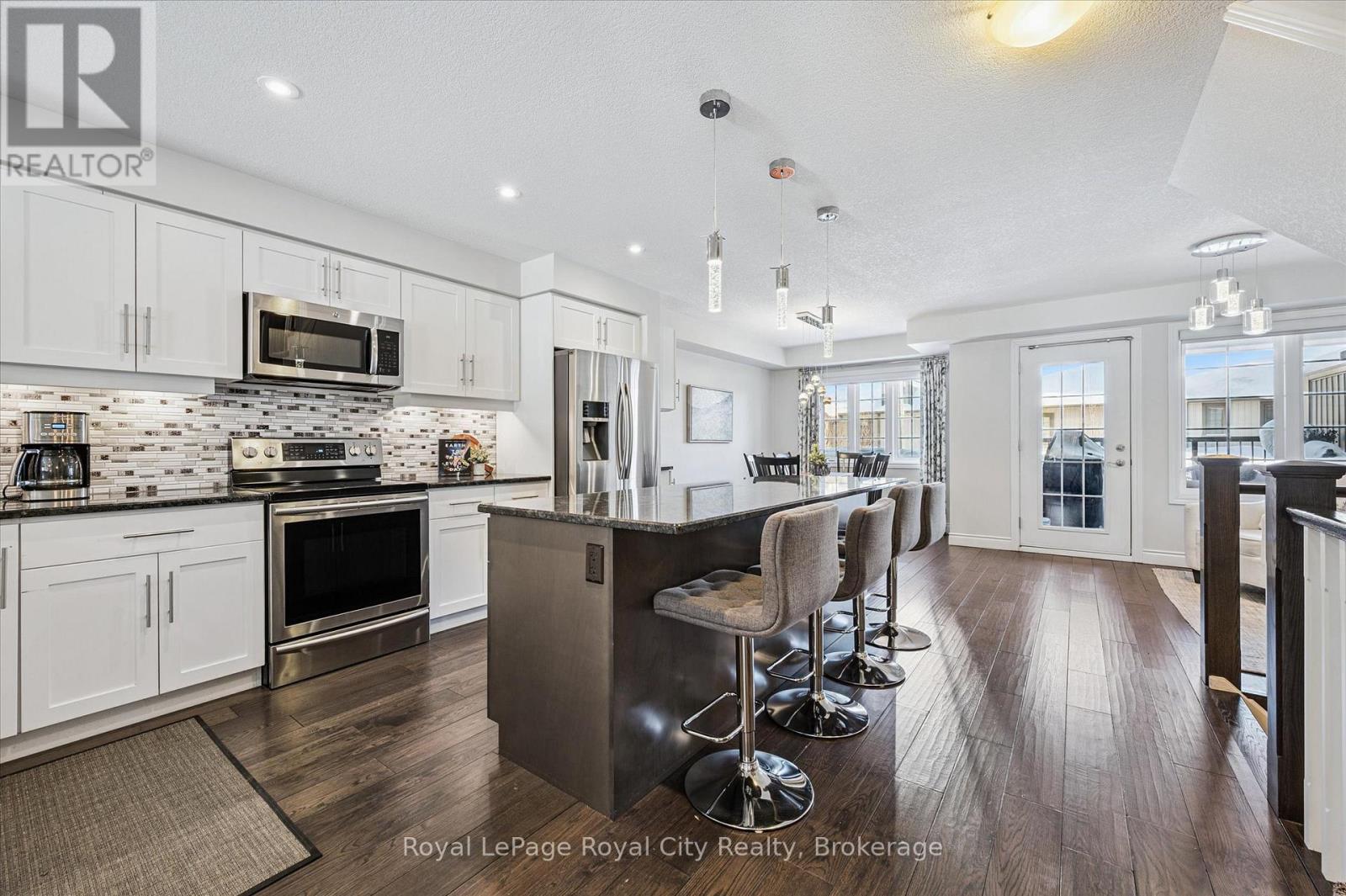 54 - 635 SAGINAW PARKWAY, Cambridge, Ontario