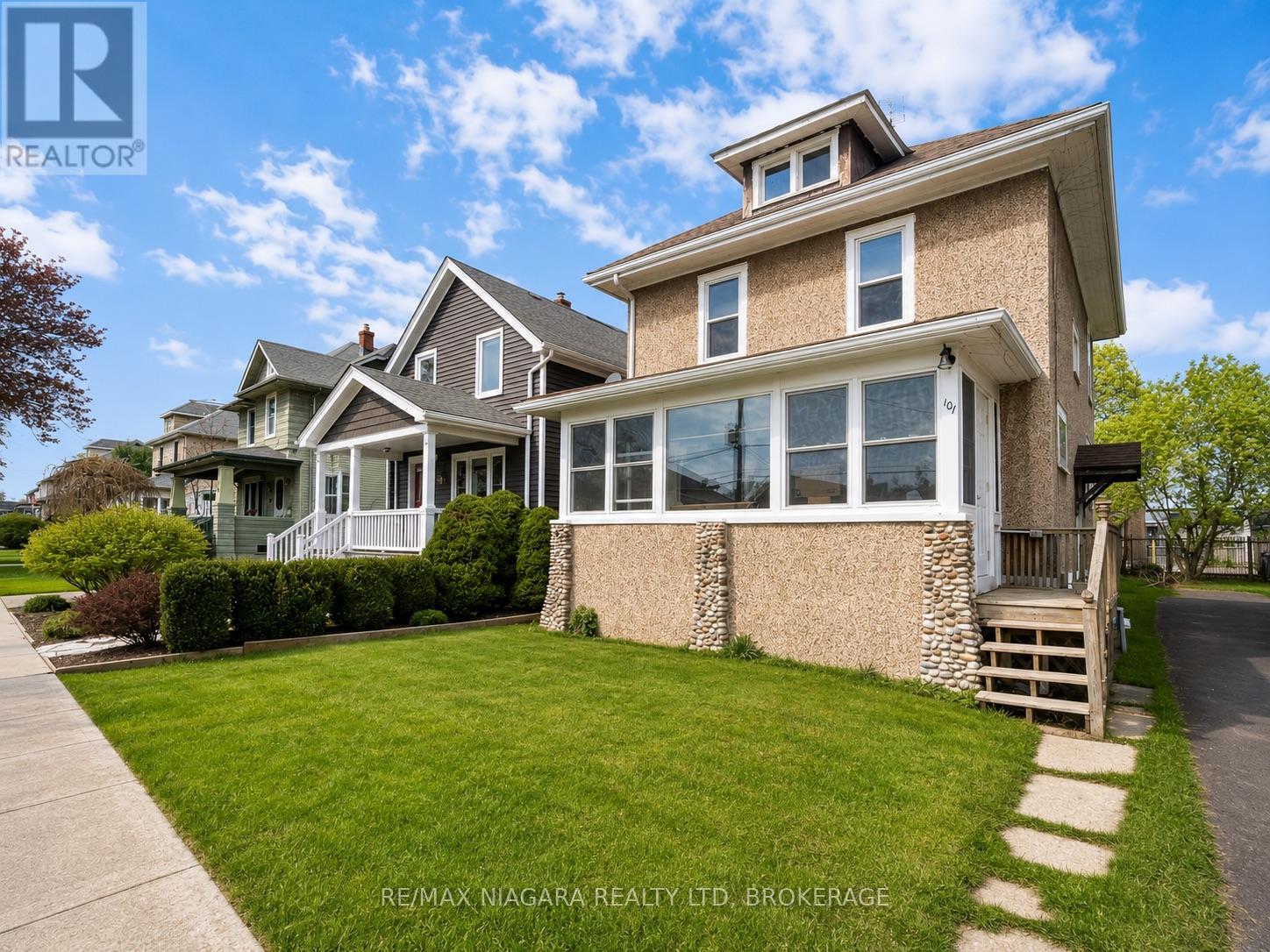 101 Delhi Street, Port Colborne, Ontario  L3K 3L1 - Photo 1 - X13107390