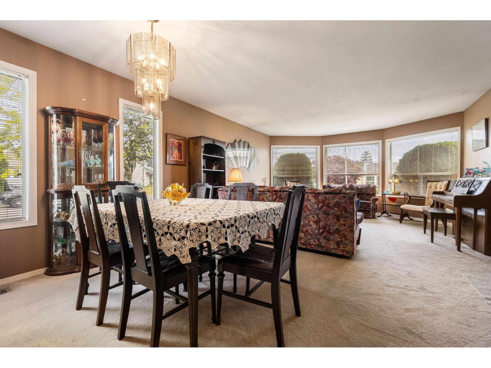 44954 Bedford Place, Sardis South, Chilliwack, British Columbia  V2R 3C2 - Photo 11 - R3121318