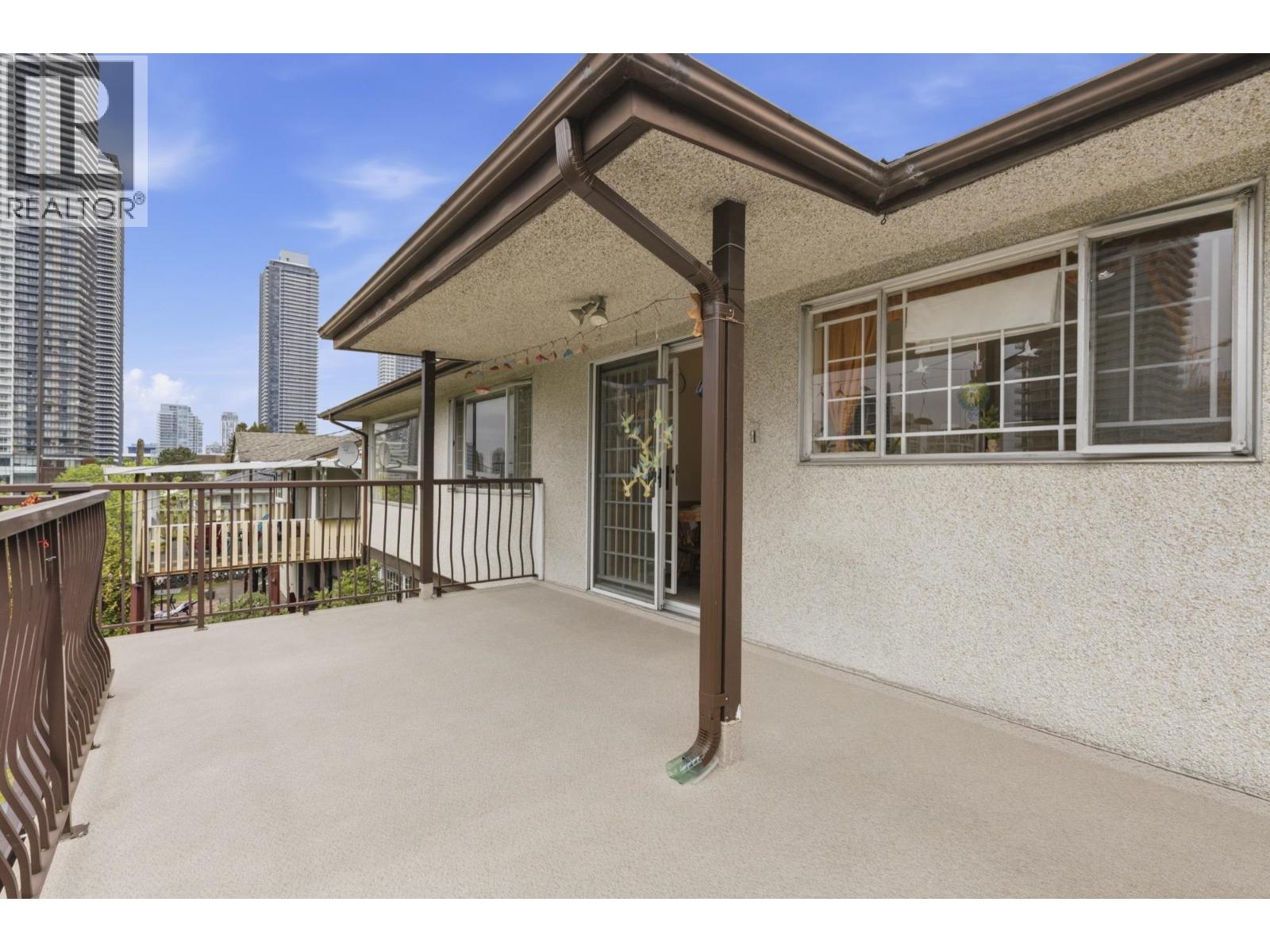 4782 Ridgelawn Drive, Burnaby, British Columbia  V5C 3Y2 - Photo 36 - R3121476