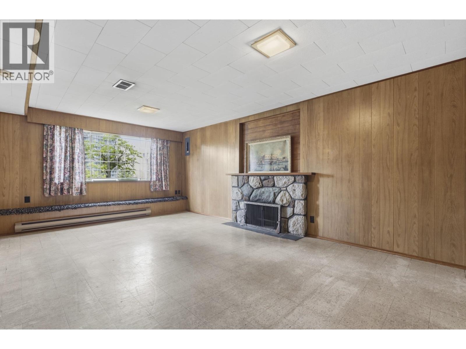 4782 Ridgelawn Drive, Burnaby, British Columbia  V5C 3Y2 - Photo 24 - R3121476
