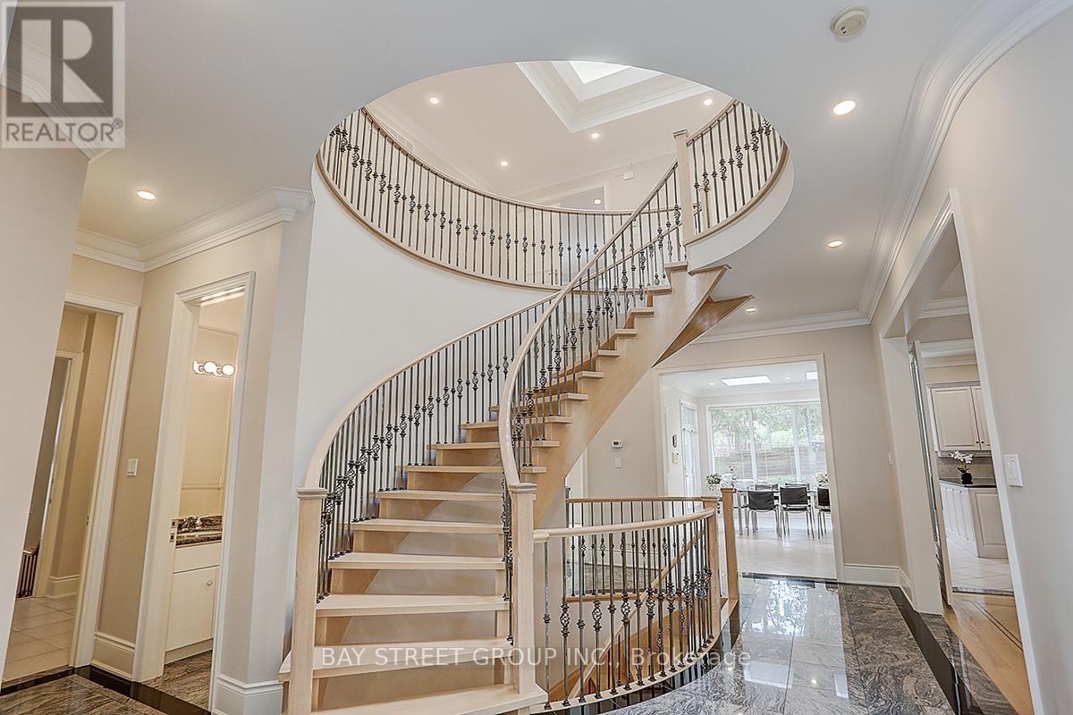 25 Bowan Court, Toronto, Ontario  M2K 3A8 - Photo 14 - C13107400