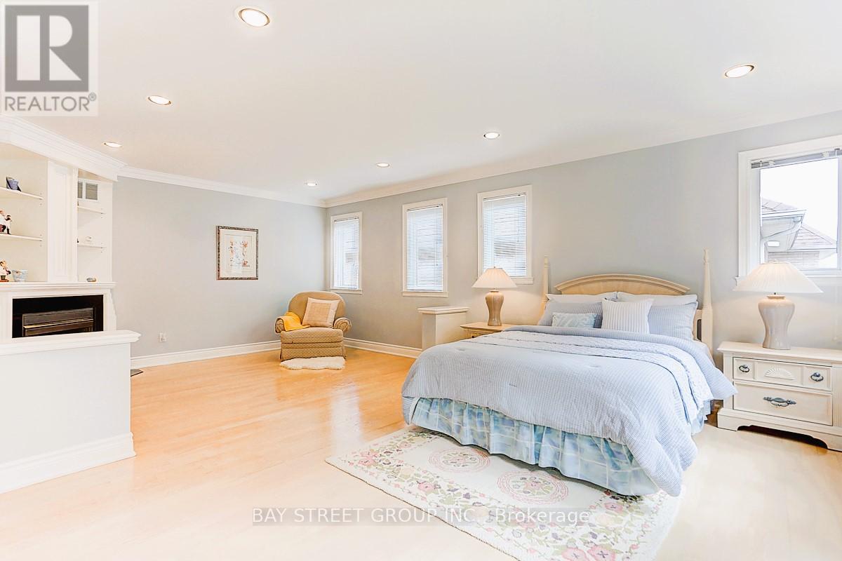 25 Bowan Court, Toronto, Ontario  M2K 3A8 - Photo 19 - C13107400
