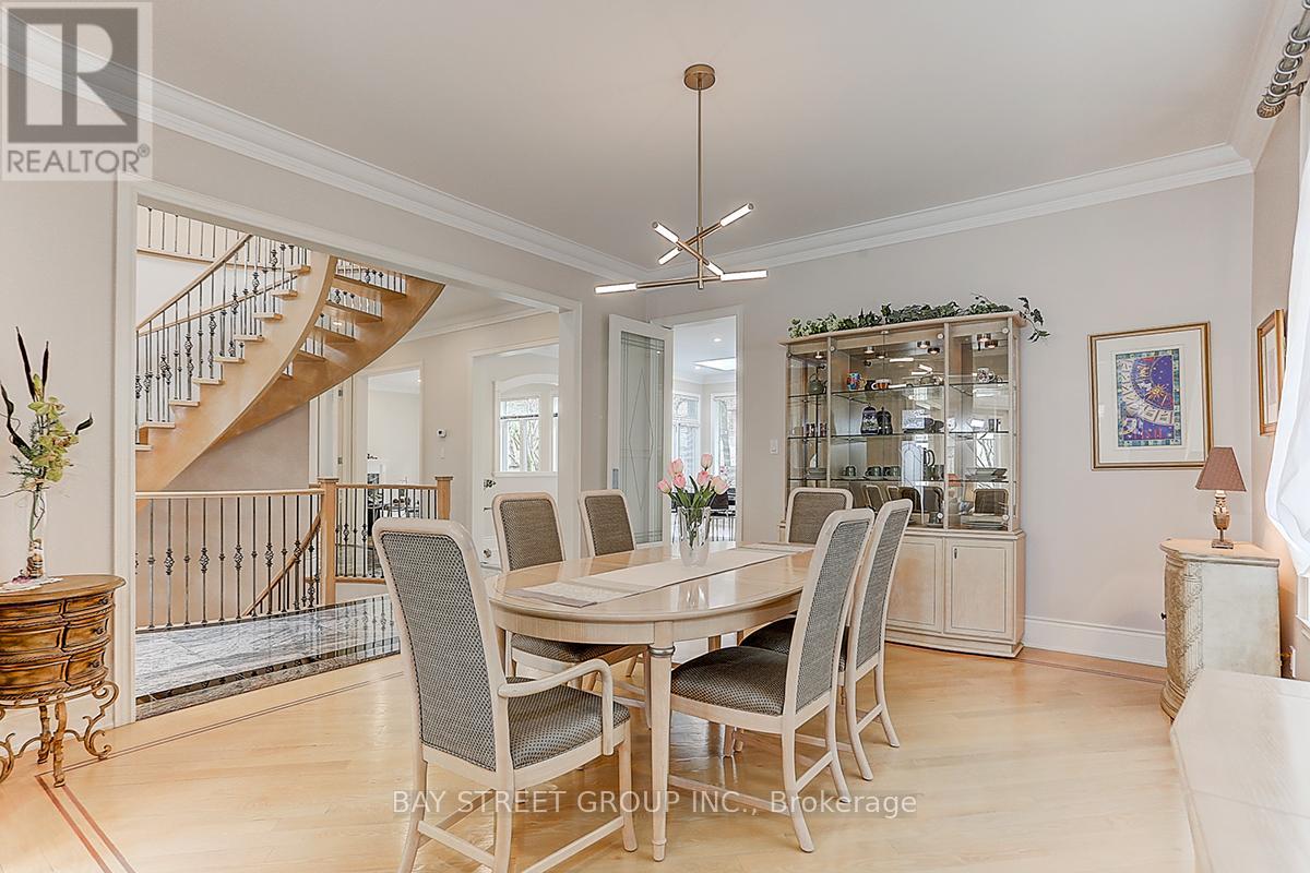 25 Bowan Court, Toronto, Ontario  M2K 3A8 - Photo 7 - C13107400